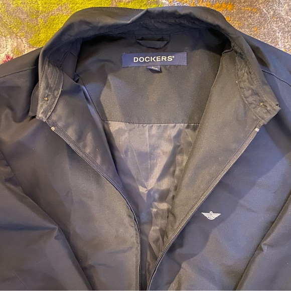 Dockers black weather resistant zip jacket with tan accents, men’s L - Picture 3 of 5